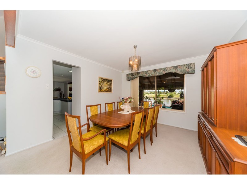 16 Anchorage Way, Biggera Waters QLD 4216