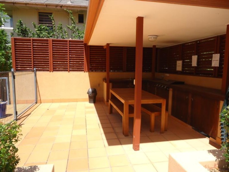 4/83 Brighton Street, Biggera Waters QLD 4216