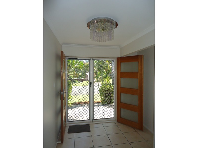 26 Zoeller Drive, Parkwood QLD 4214