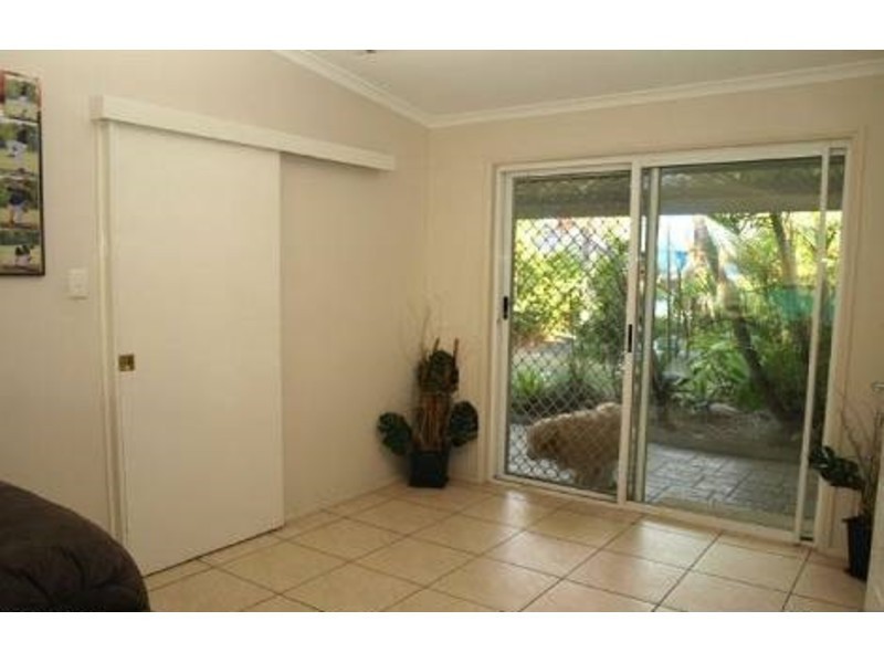 26 Zoeller Drive, Parkwood QLD 4214