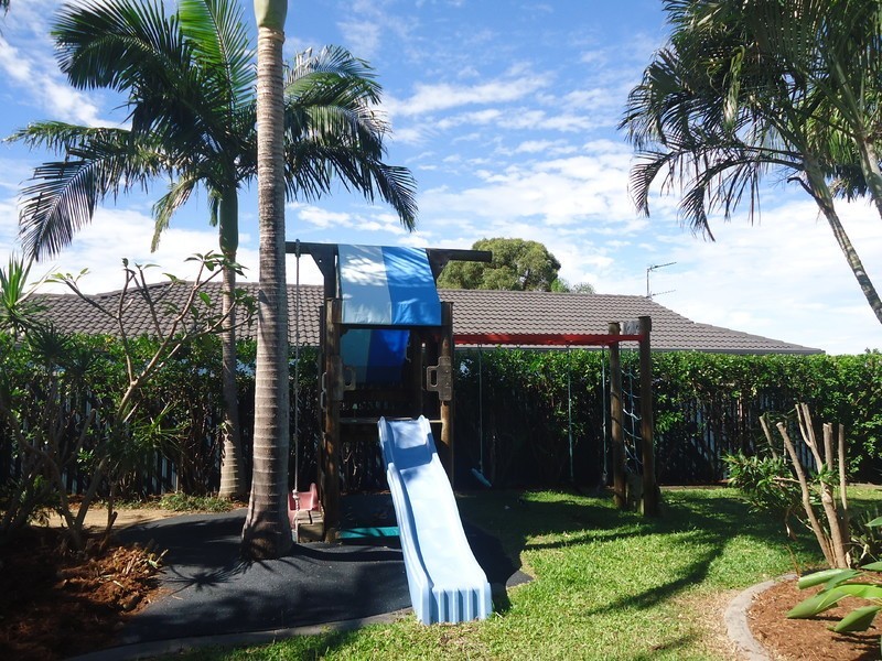 26 Zoeller Drive, Parkwood QLD 4214