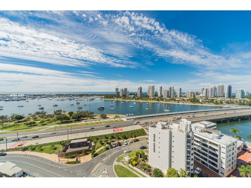 1704/4 Como Crescent, Southport QLD 4215