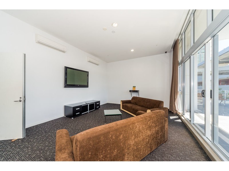 1704/4 Como Crescent, Southport QLD 4215