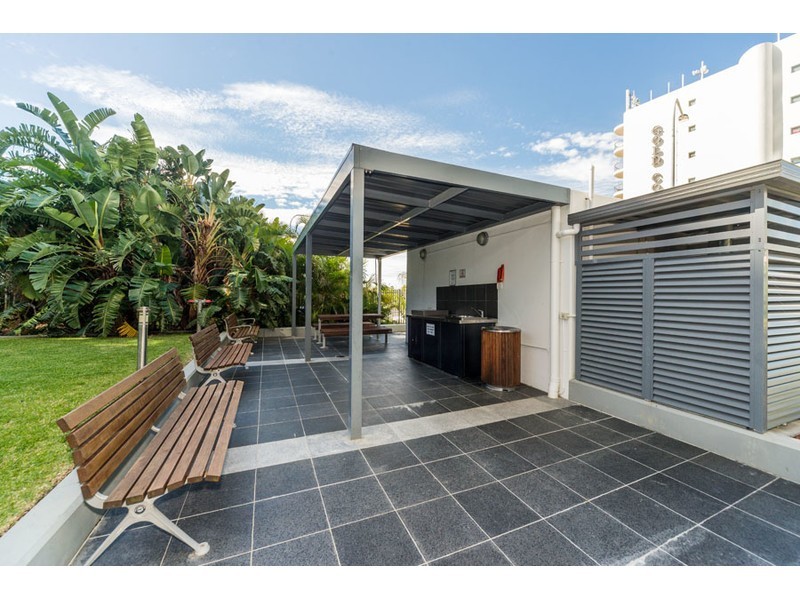 1704/4 Como Crescent, Southport QLD 4215