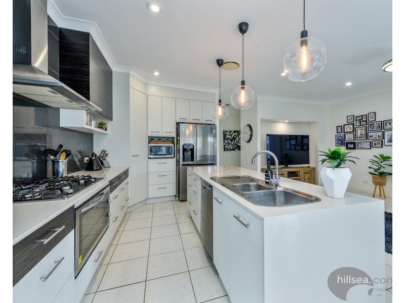 6 Pamphlet Lane, Coomera QLD 4209