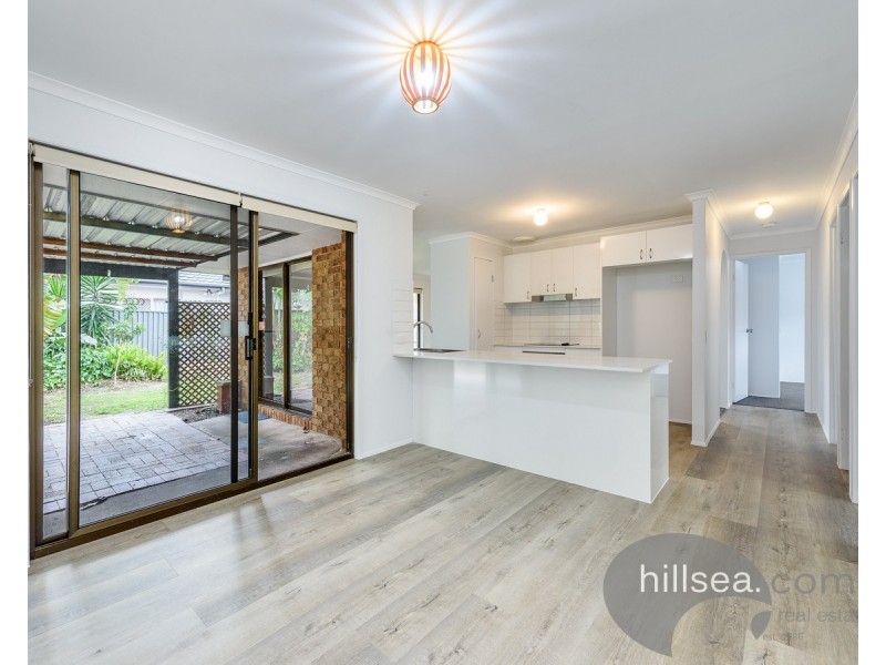 54 Kawana Crescent, Ashmore QLD 4214