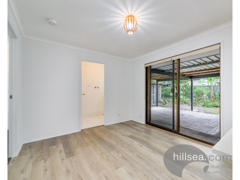 54 Kawana Crescent, Ashmore QLD 4214