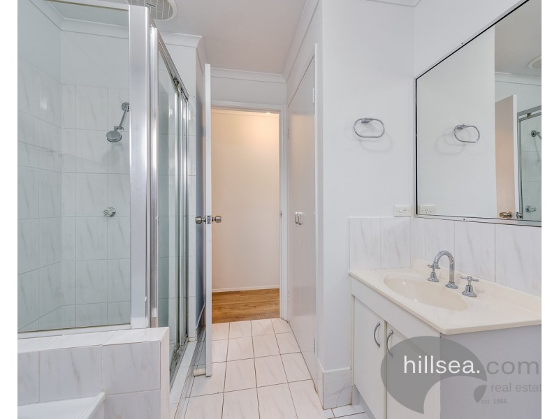 54 Kawana Crescent, Ashmore QLD 4214
