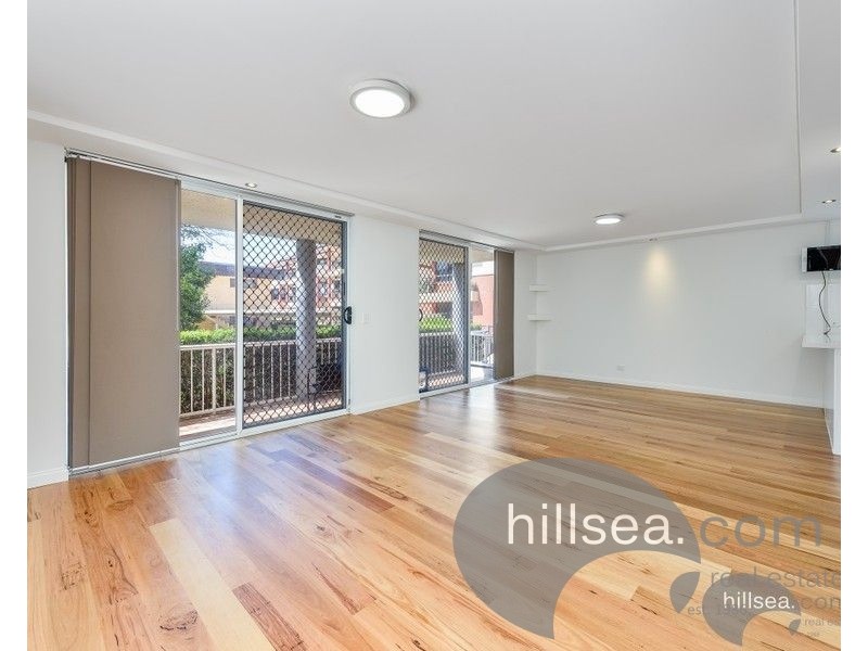 5/111 Frank Street, Labrador QLD 4215