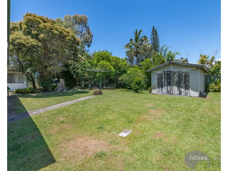 8 Sunbird Avenue, Paradise Point QLD 4216