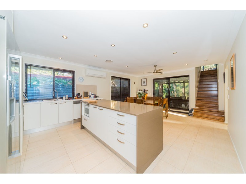 49 Numbat Court East, Coombabah QLD 4216
