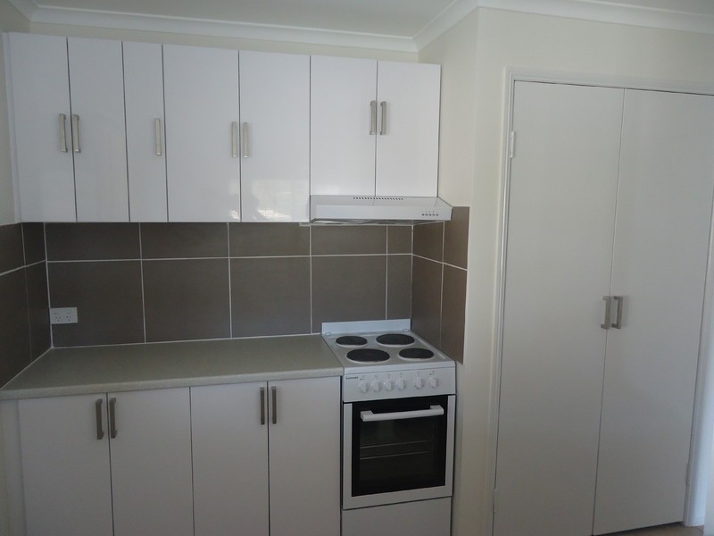 2/8 Jupiter Close, Labrador QLD 4215