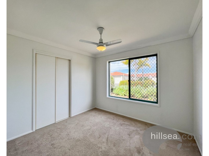 4/222 Central Street, Labrador QLD 4215
