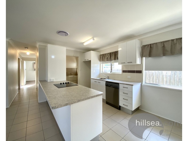 2/4 Geoffrey Avenue, Southport QLD 4215