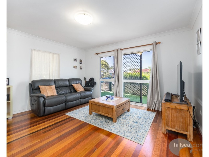 10 Sunbird Avenue, Paradise Point QLD 4216
