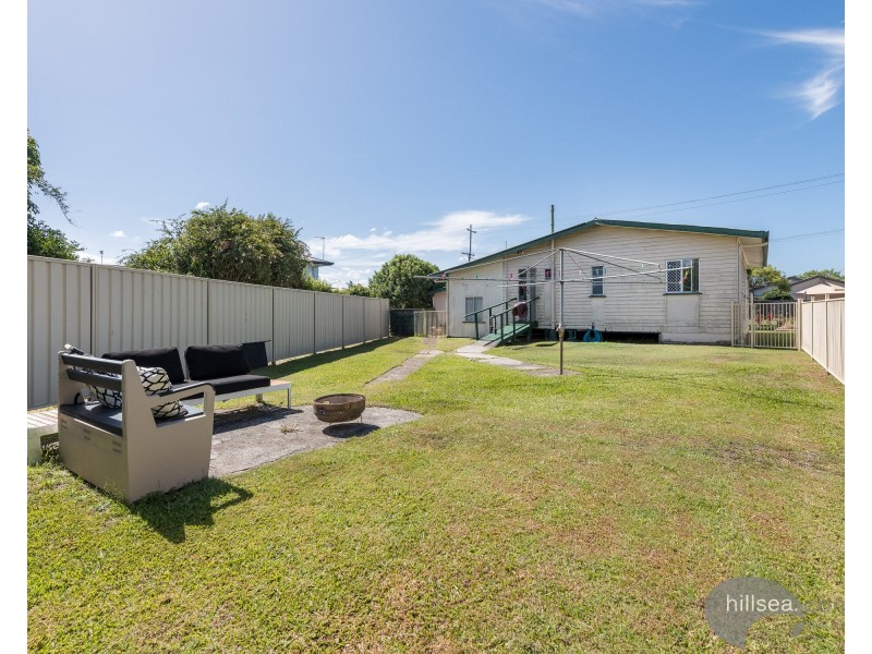10 Sunbird Avenue, Paradise Point QLD 4216