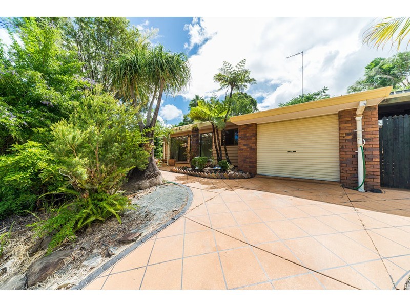 5 Cobram Place, Helensvale QLD 4212