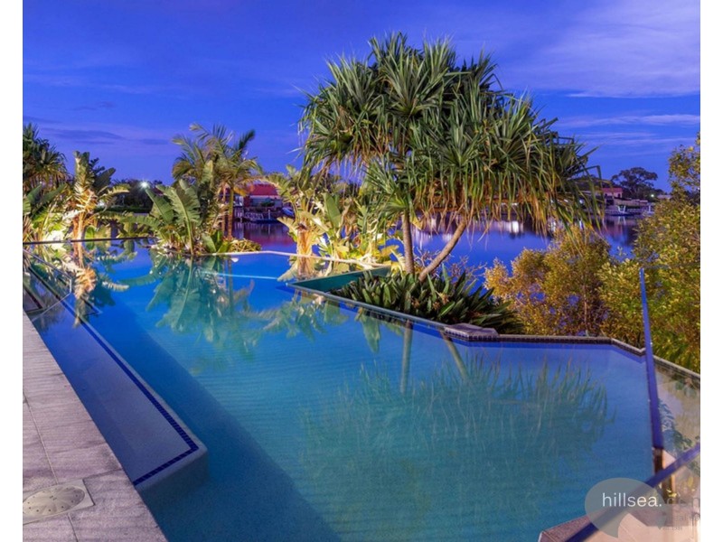 1808/5 Harbourside Court, Biggera Waters QLD 4216