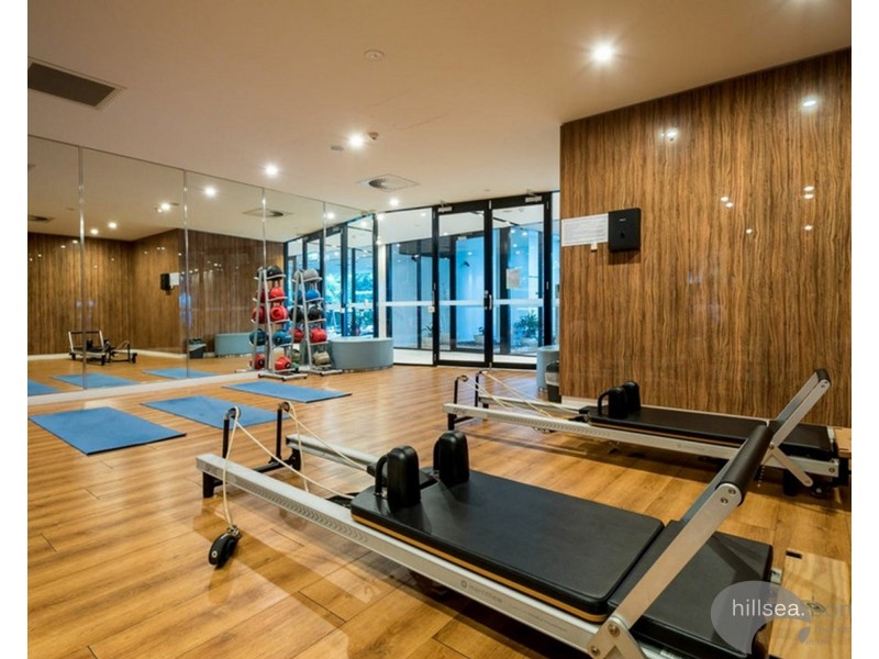 1808/5 Harbourside Court, Biggera Waters QLD 4216