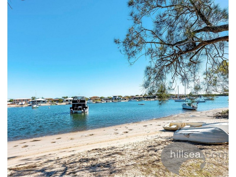 9/31 Thrush Avenue, Paradise Point QLD 4216