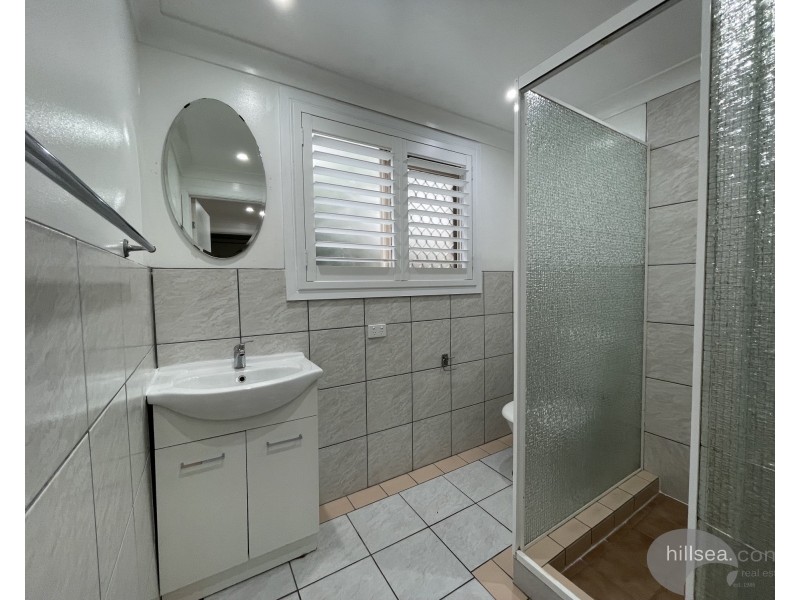 2/45 The Esplanade, Coombabah QLD 4216