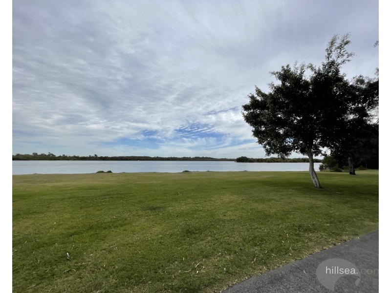 2/45 The Esplanade, Coombabah QLD 4216