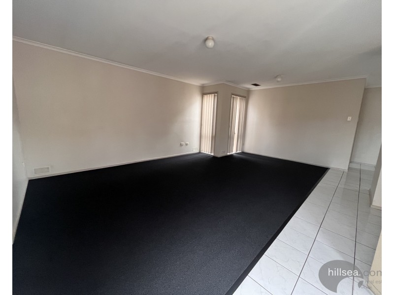 101 River Oak Drive, Helensvale QLD 4212