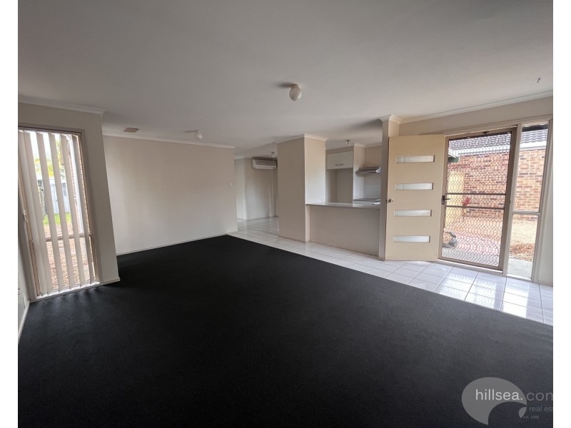 101 River Oak Drive, Helensvale QLD 4212