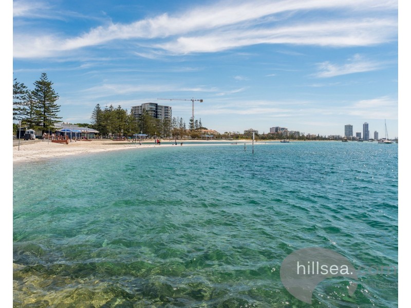 7/6 Broad Street, Labrador QLD 4215