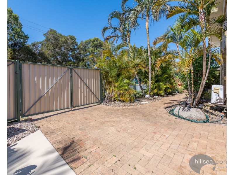 1/40 Poinsettia Avenue, Runaway Bay QLD 4216
