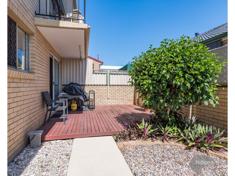 1/40 Poinsettia Avenue, Runaway Bay QLD 4216