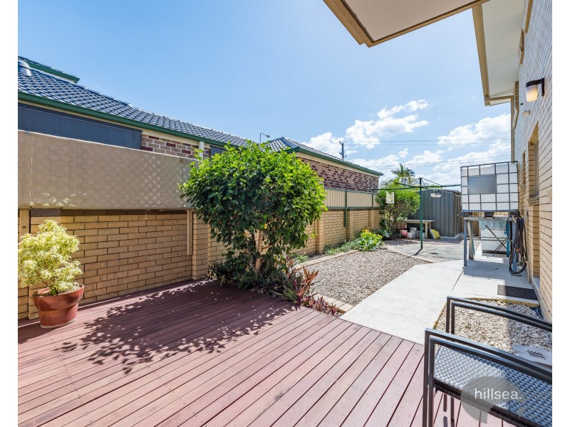 1/40 Poinsettia Avenue, Runaway Bay QLD 4216