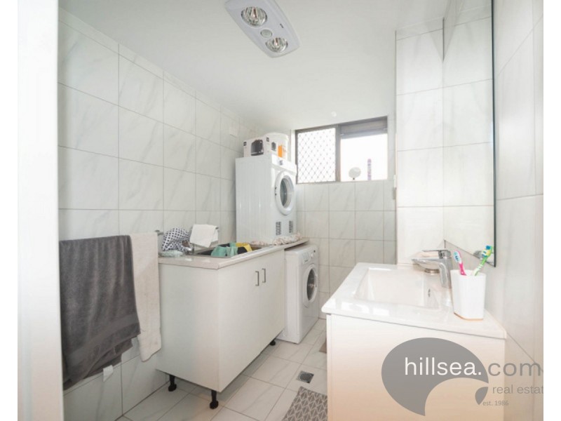 2/490 Marine Parade, Biggera Waters QLD 4216