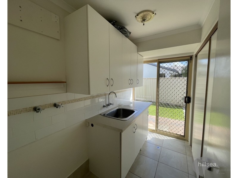 73 Allied Drive, Arundel QLD 4214