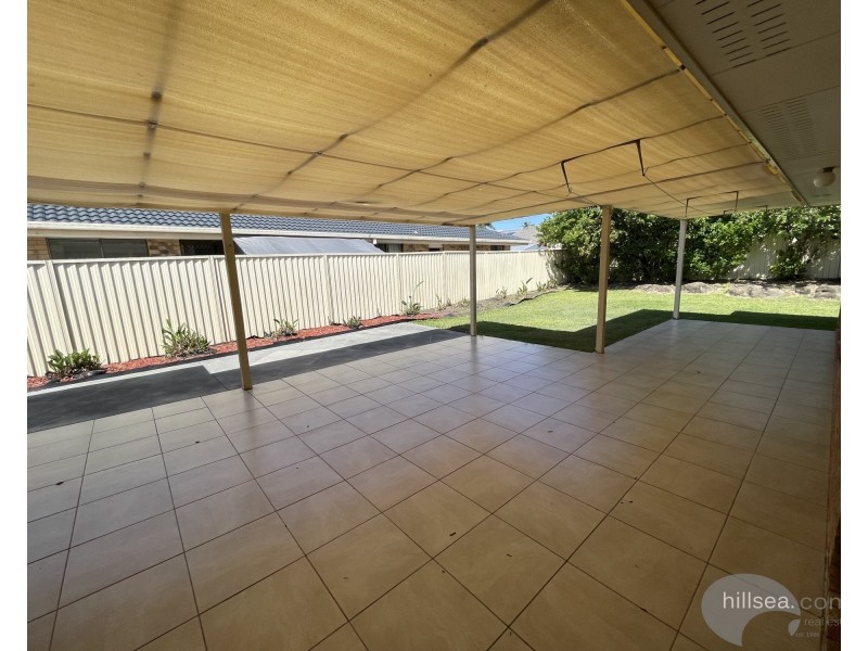 73 Allied Drive, Arundel QLD 4214