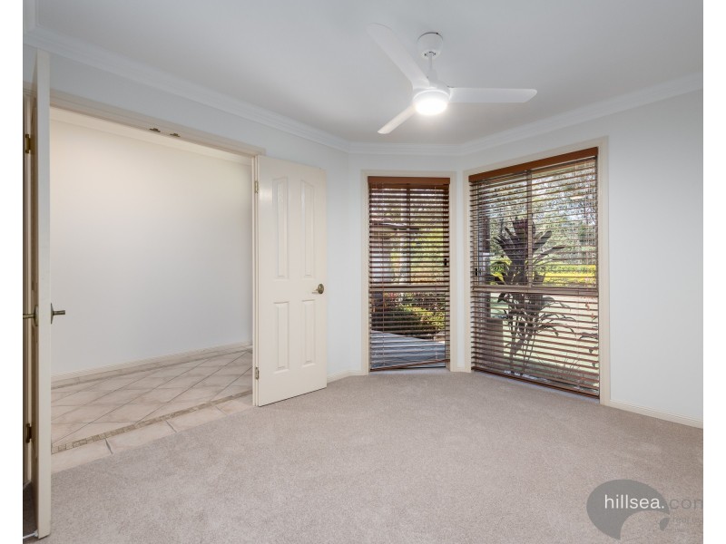49 Highvale Drive, Helensvale QLD 4212