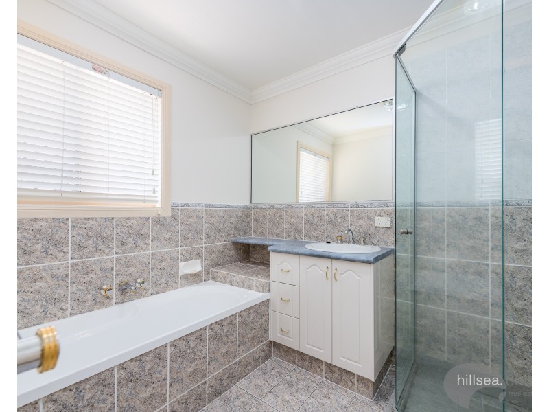 49 Highvale Drive, Helensvale QLD 4212