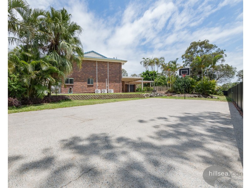 7 Tenterfield Court, Helensvale QLD 4212