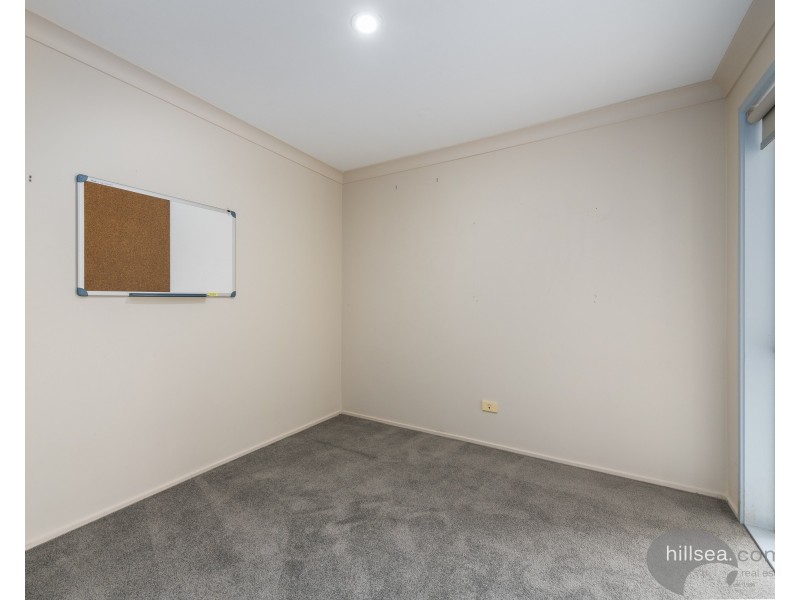 7 Tenterfield Court, Helensvale QLD 4212