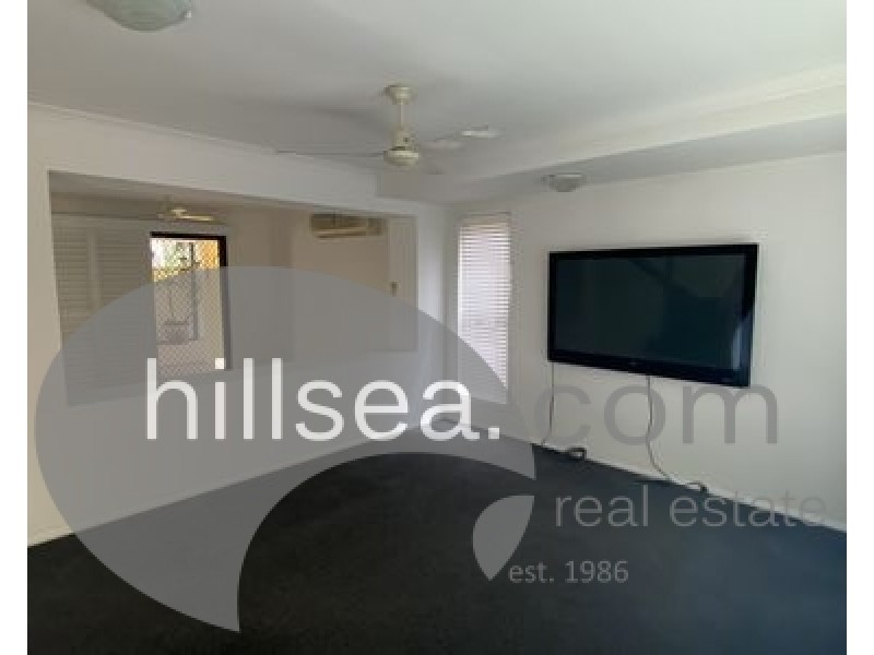 42 Christina Ryan Way, Arundel QLD 4214