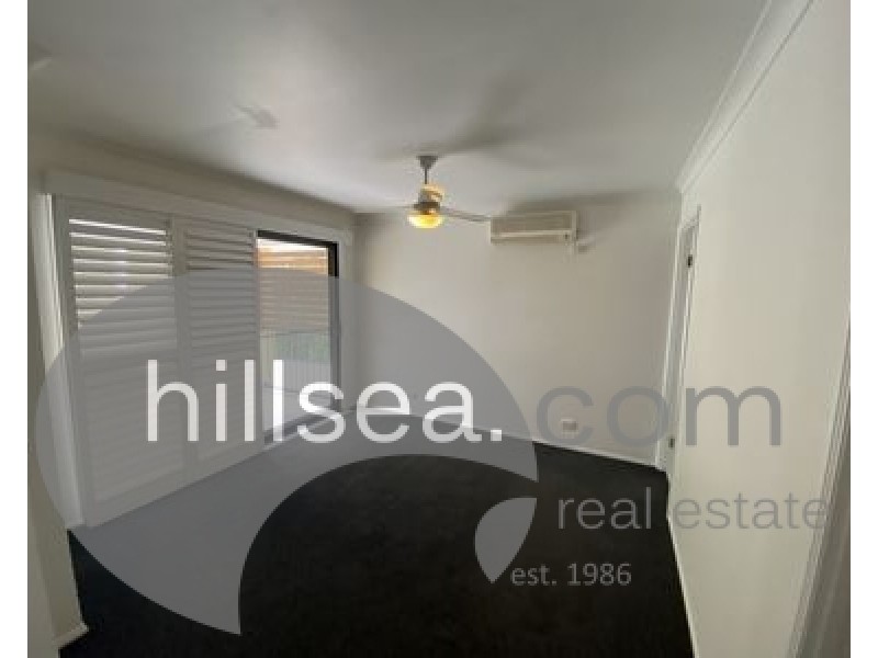 42 Christina Ryan Way, Arundel QLD 4214