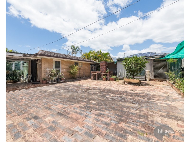 20 Scoter Avenue, Paradise Point QLD 4216