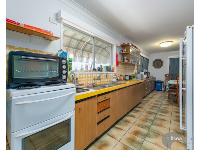 20 Scoter Avenue, Paradise Point QLD 4216