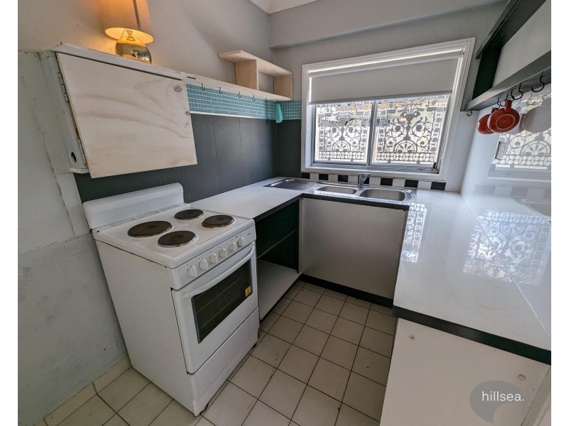 2/96 Smith Street, Southport QLD 4215