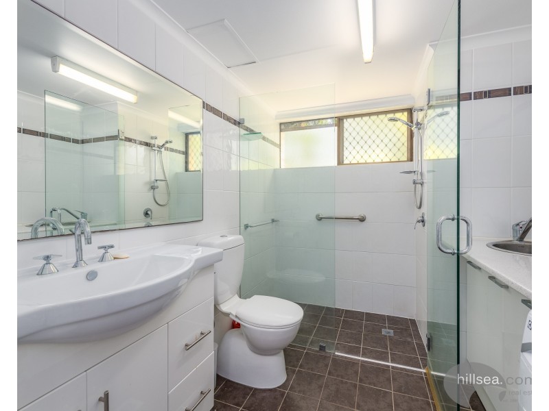 8/106 Bayview Street, Runaway Bay QLD 4216