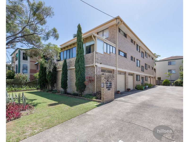 1/53 Bayview Street, Runaway Bay QLD 4216
