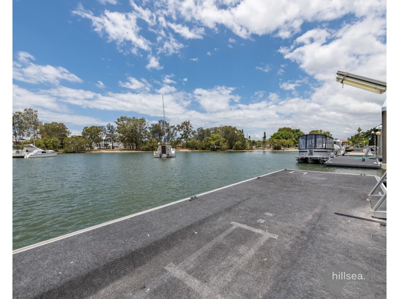 47 Lindsay Parade, Paradise Point QLD 4216