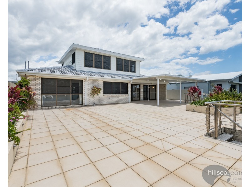 47 Lindsay Parade, Paradise Point QLD 4216