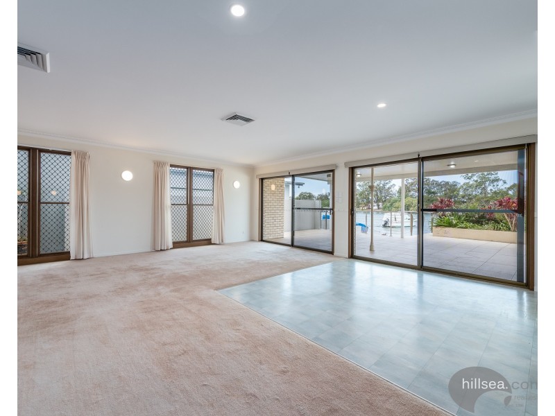 47 Lindsay Parade, Paradise Point QLD 4216