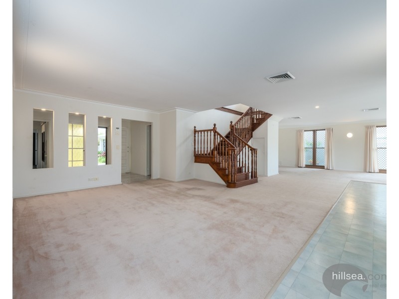 47 Lindsay Parade, Paradise Point QLD 4216